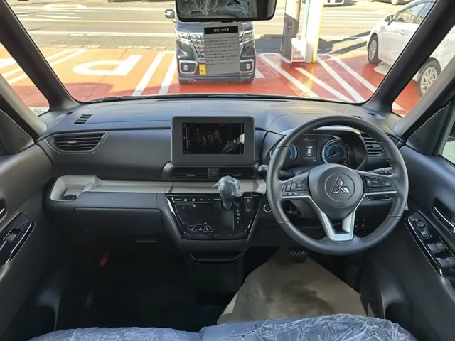 デリカミニ(三菱)Gプレミアム ４WD新車見本展示有 5
