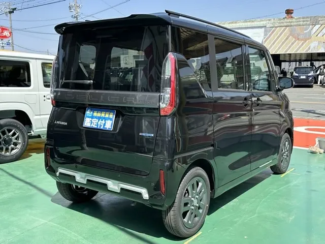デリカミニ(三菱)Gプレミアム ４WD新車見本展示有 3