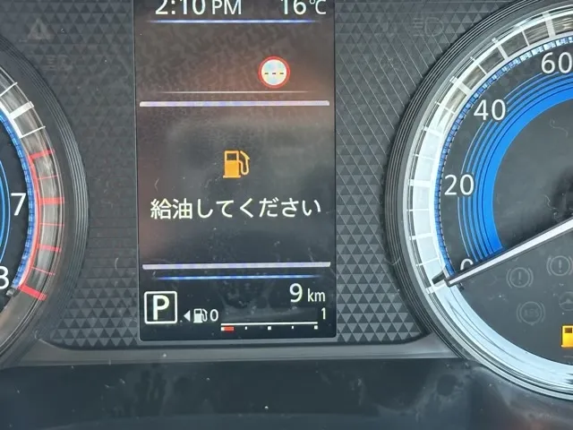 デリカミニ(三菱)Tプレミアム新車見本展示有 23