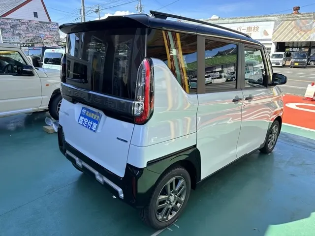 デリカミニ(三菱)Tプレミアム ４WD新車見本展示有 12