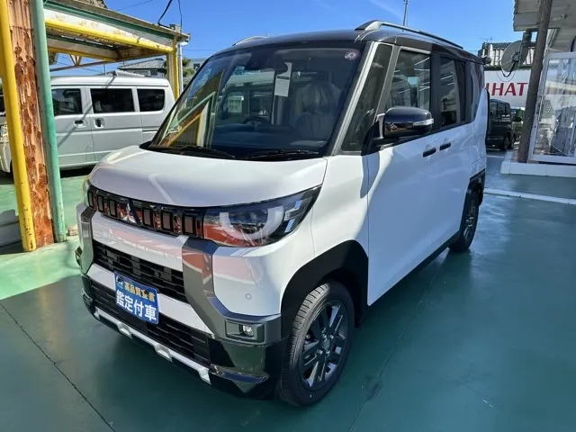 デリカミニ(三菱)Tプレミアム ４WD新車見本展示有 2