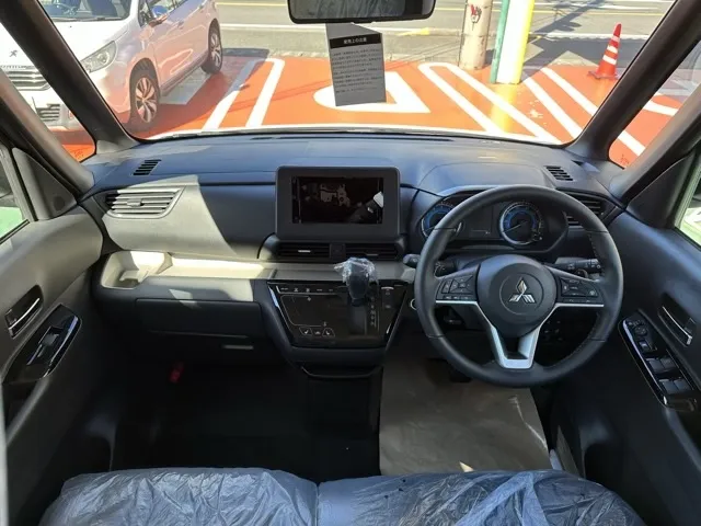 デリカミニ(三菱)Tプレミアム ４WD新車見本展示有 6