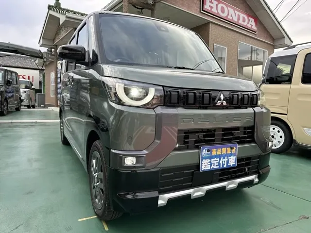 デリカミニ(三菱)Tプレミアム ４WD新車見本展示有 26