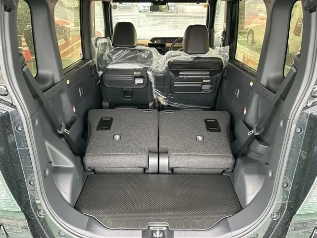 タント(ダイハツ)RS届出済未使用車 12