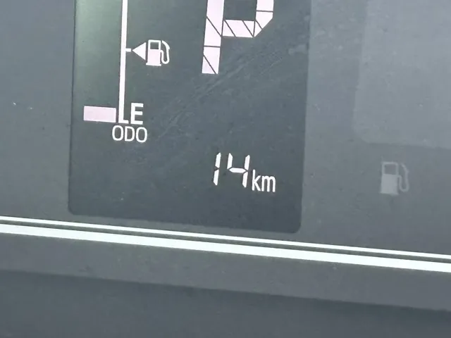 タント(ダイハツ)RS届出済未使用車 24