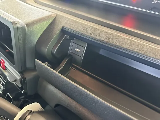 タント(ダイハツ)RS届出済未使用車 26