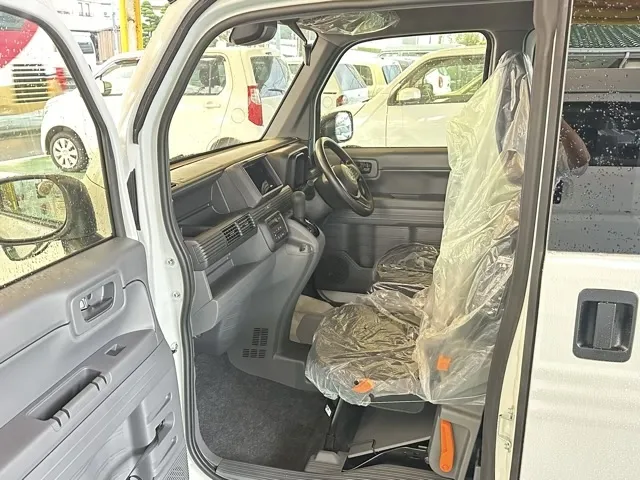 N-VAN(ホンダ)Gタイプ AT届出済未使用車 3