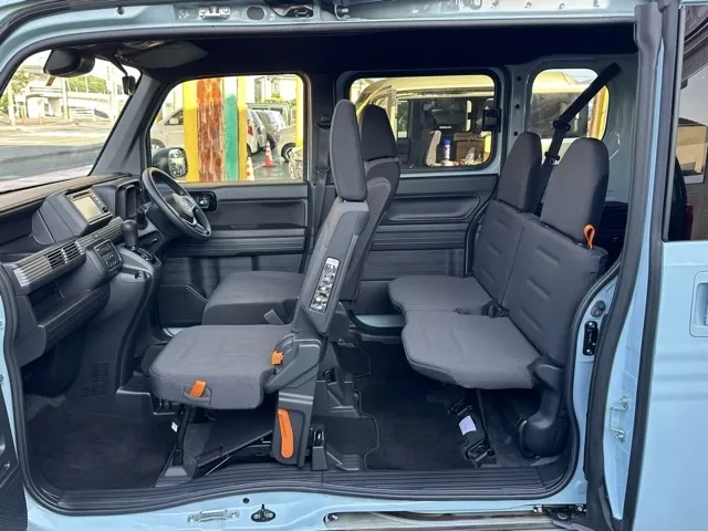 N-VAN(ホンダ)プラススタイルFUN AT中古車 4