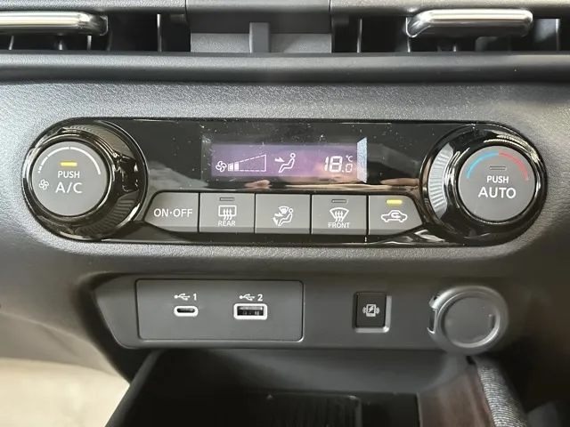 オーラ(ニッサン)G プロパイロット ナビ ワイヤレス充電登録済未使用車 20