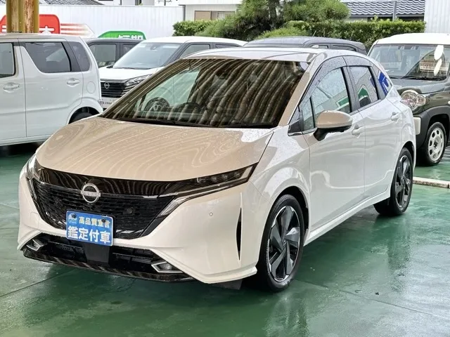 オーラ(ニッサン)G プロパイロット ナビ ワイヤレス充電登録済未使用車 1