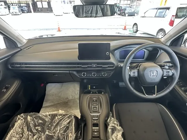 ZR-V(ホンダ)e：HEV X BSI 後退出庫サポートレス登録済未使用車 6