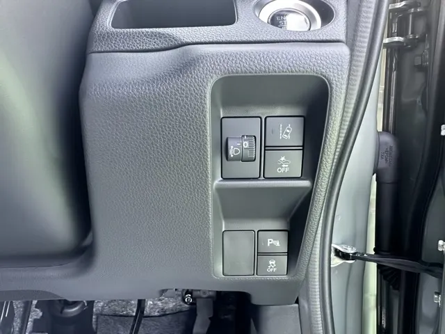 N-VAN(ホンダ)FUNターボ 4WD新車見本展示有 14