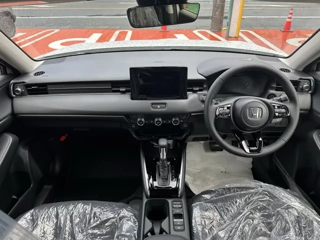 ヴェゼル(ホンダ)e：HEV　Z新車見本展示有 5