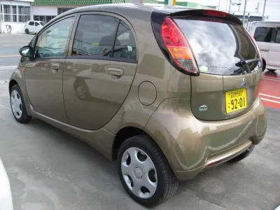 アイ(三菱)Lタイプ中古車 2