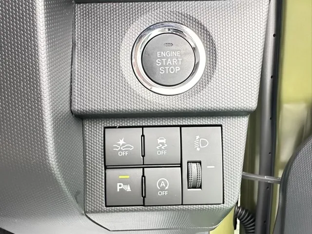 タフト X ラギッドパック 純正バイザー ダイハツ 届出済未使用車