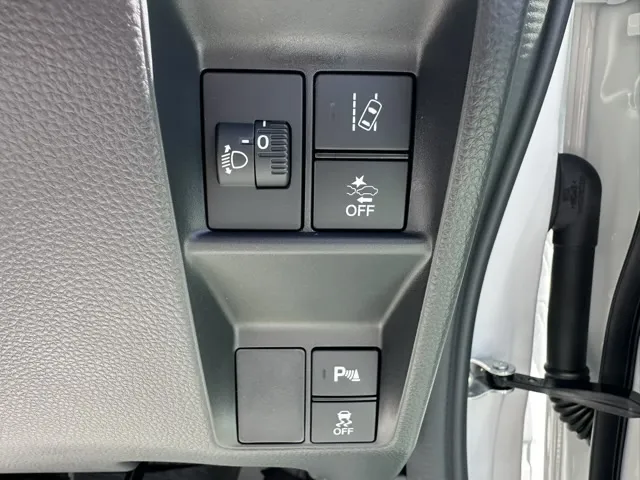 N-VAN(ホンダ)FUN 届出済未使用車 15