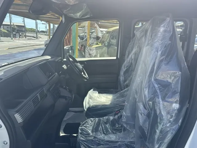 N-VAN(ホンダ)FUN 届出済未使用車 3