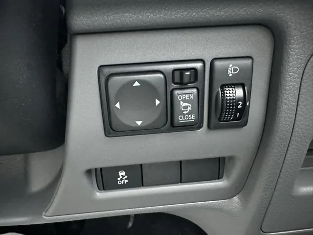 バネット(ニッサン)DX 2人乗登録済未使用車 14