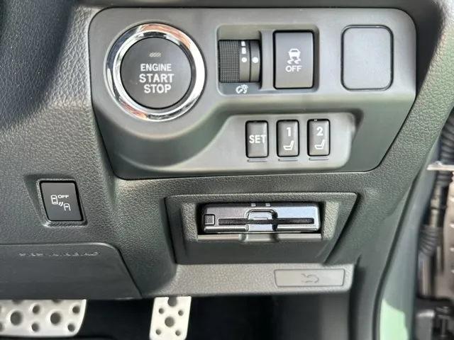 レヴォーグ(スバル)1.6STIスポーツアイサイト ブラックセレクション中古車 13