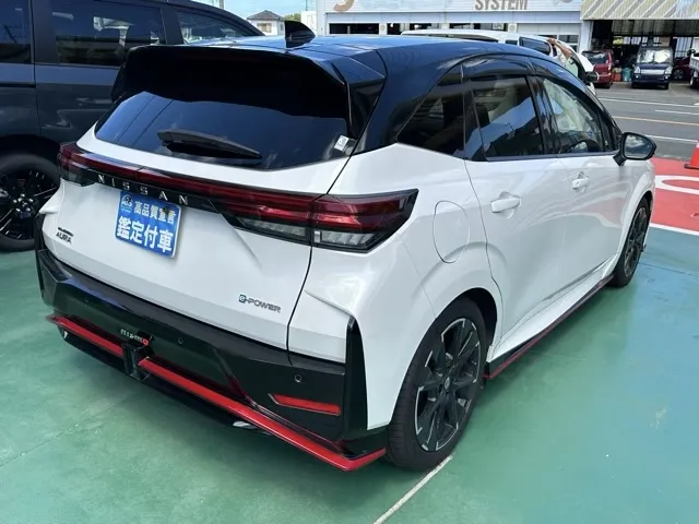 オーラ(ニッサン)ニスモ プロパイロット ナビ ワイヤレス充電中古車 12