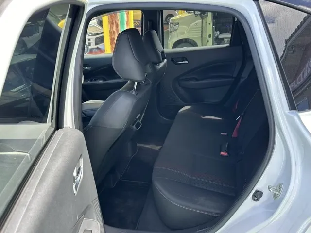 オーラ(ニッサン)ニスモ プロパイロット ナビ ワイヤレス充電中古車 4
