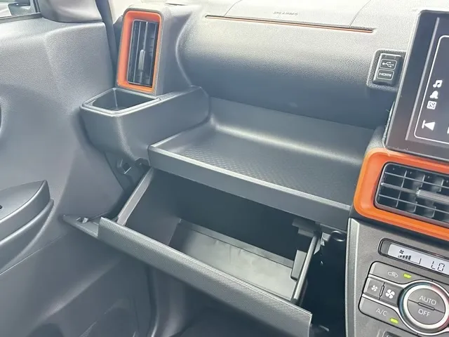 タント(ダイハツ)ファンクロス 9インチDオーディオ届出済未使用車 20
