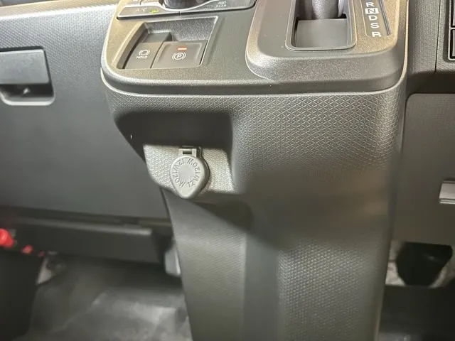 タント(ダイハツ)ファンクロス 9インチDオーディオ届出済未使用車 21
