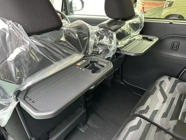 タント(ダイハツ)ファンクロスターボ 9インチDオーディオ届出済未使用車 8