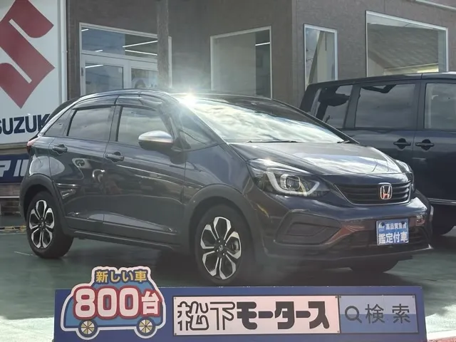 フィット(ホンダ)e：HEV クロスター中古車 0