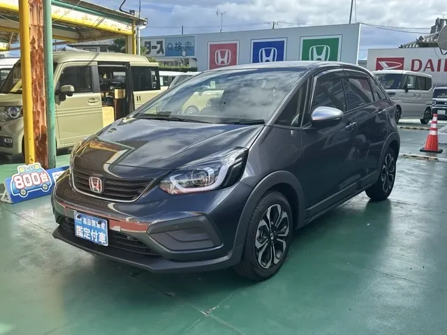 フィット(ホンダ)e：HEV クロスター中古車 1