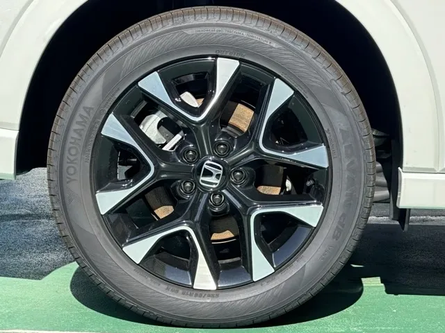 ZR-V(ホンダ)e：HEV Z登録済未使用車 10
