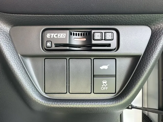 ZR-V(ホンダ)e：HEV Z登録済未使用車 14