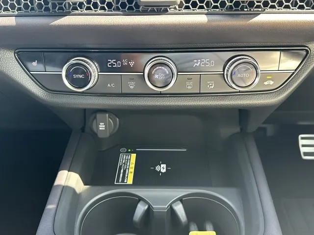 ZR-V(ホンダ)e：HEV Z登録済未使用車 19