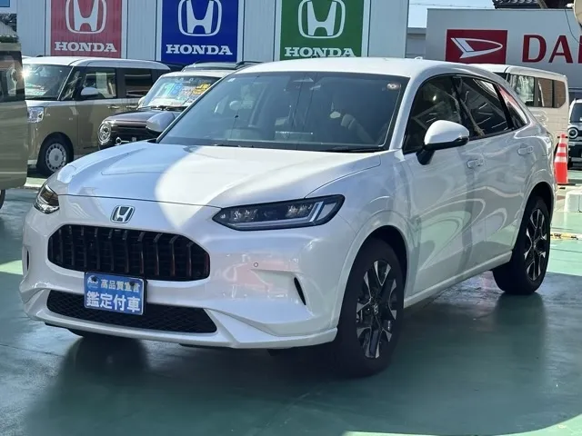 ZR-V(ホンダ)e：HEV Z登録済未使用車 1