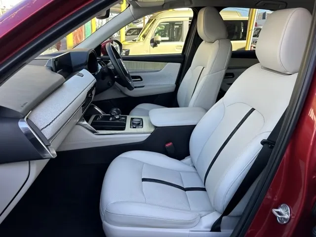 CX-60(マツダ)XD-ハイブリッド プレミアムモダン 4WD中古車 3