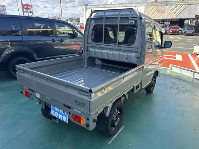 キャリートラック(スズキ)スーパーキャリイXリミテッド 4WD AT中古車 6