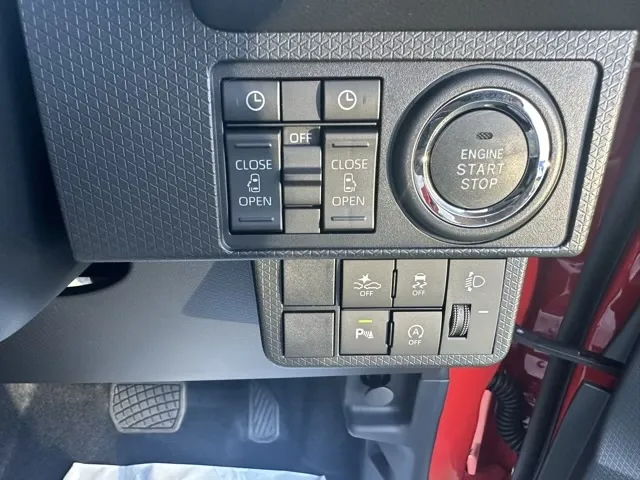 タント(ダイハツ)ファンクロス パノラマUGP届出済未使用車 13