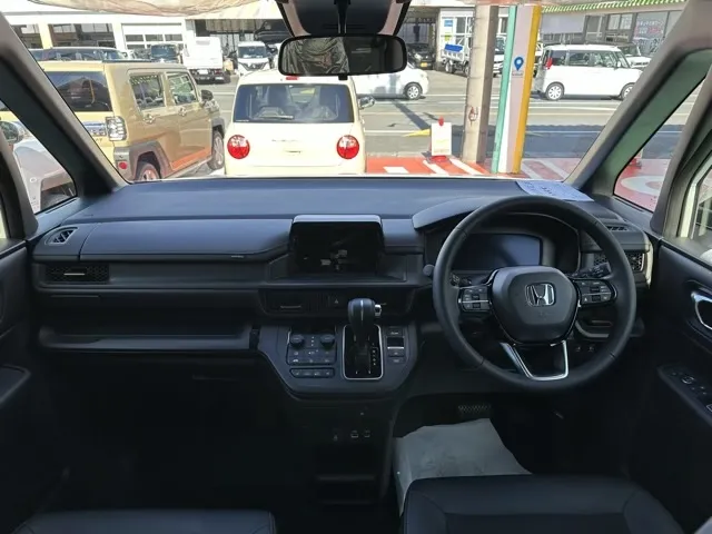 ステップワゴン(ホンダ)スパーダ 7人新車見本展示無 10