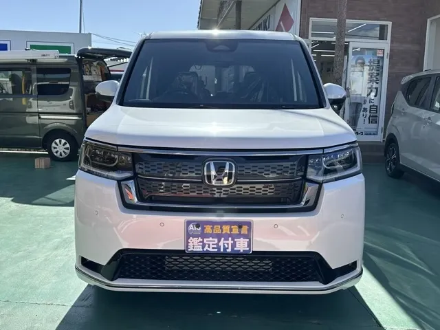 ステップワゴン(ホンダ)スパーダ 7人新車見本展示無 29