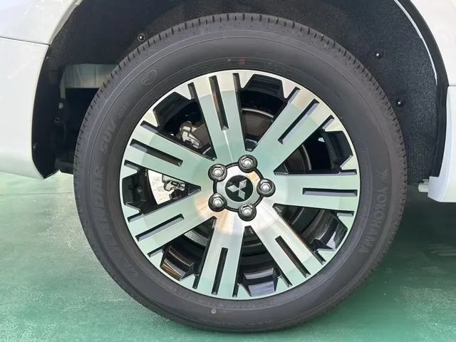 デリカD:5(三菱)Ｐ 7人 ナビ取付PKGⅡ+後席モニター取付PKG オートステップ付新車見本展示有 15
