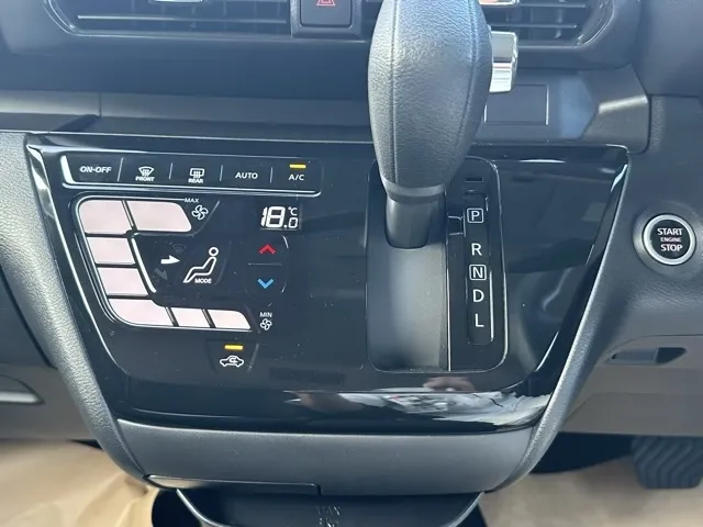 ルークス(ニッサン)ハイウェイスターXディーラ-試乗車 19