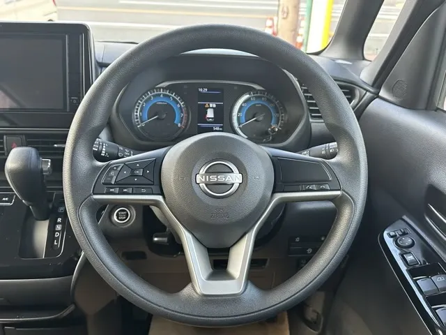 ルークス(ニッサン)ハイウェイスターXディーラ-試乗車 8