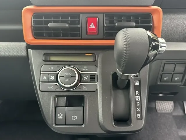 タント(ダイハツ)ファンクロスターボ  パノラマUGP届出済未使用車 20