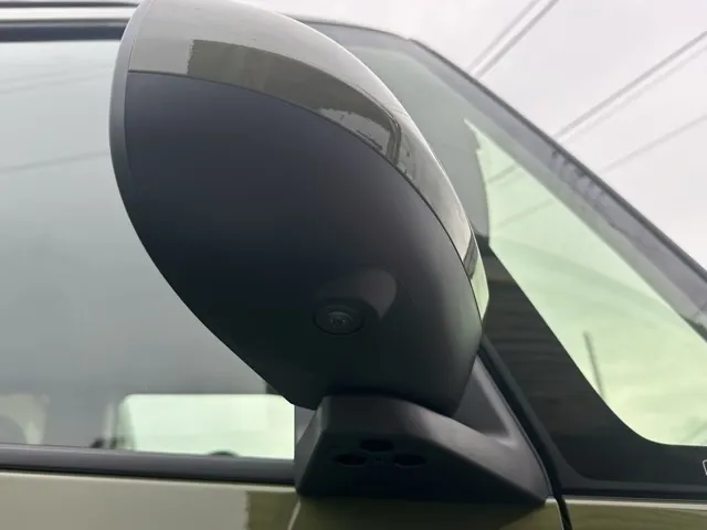 タント(ダイハツ)ファンクロスターボ  パノラマUGP届出済未使用車 25