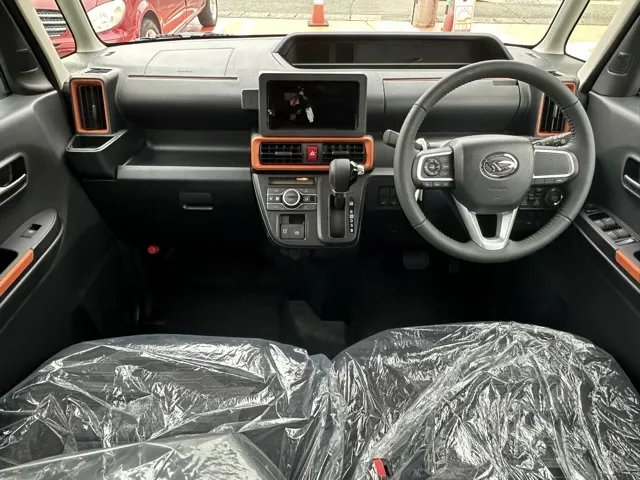 タント(ダイハツ)ファンクロスターボ  パノラマUGP届出済未使用車 5