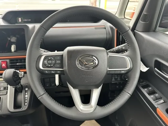 タント(ダイハツ)ファンクロスターボ  パノラマUGP届出済未使用車 6