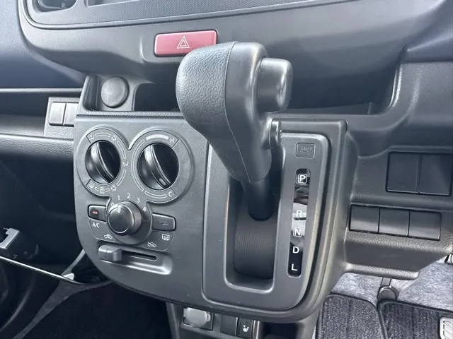 アルト(スズキ)キャロル GLディーラ-試乗車 15