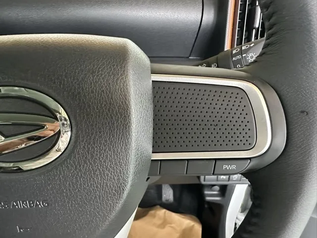タント(ダイハツ)ファンクロスターボ 9インチDオーディオ届出済未使用車 16