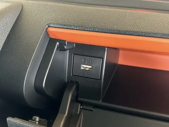 タント(ダイハツ)ファンクロスターボ 9インチDオーディオ届出済未使用車 19
