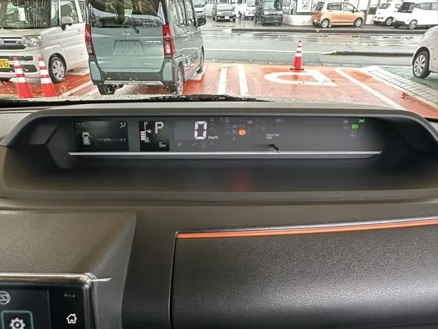 タント(ダイハツ)ファンクロスターボ 9インチDオーディオ届出済未使用車 27
